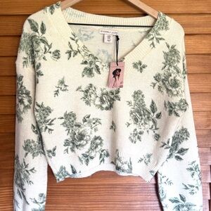 Sincerely Jules Floral Cream and Green V-Neck Sweater